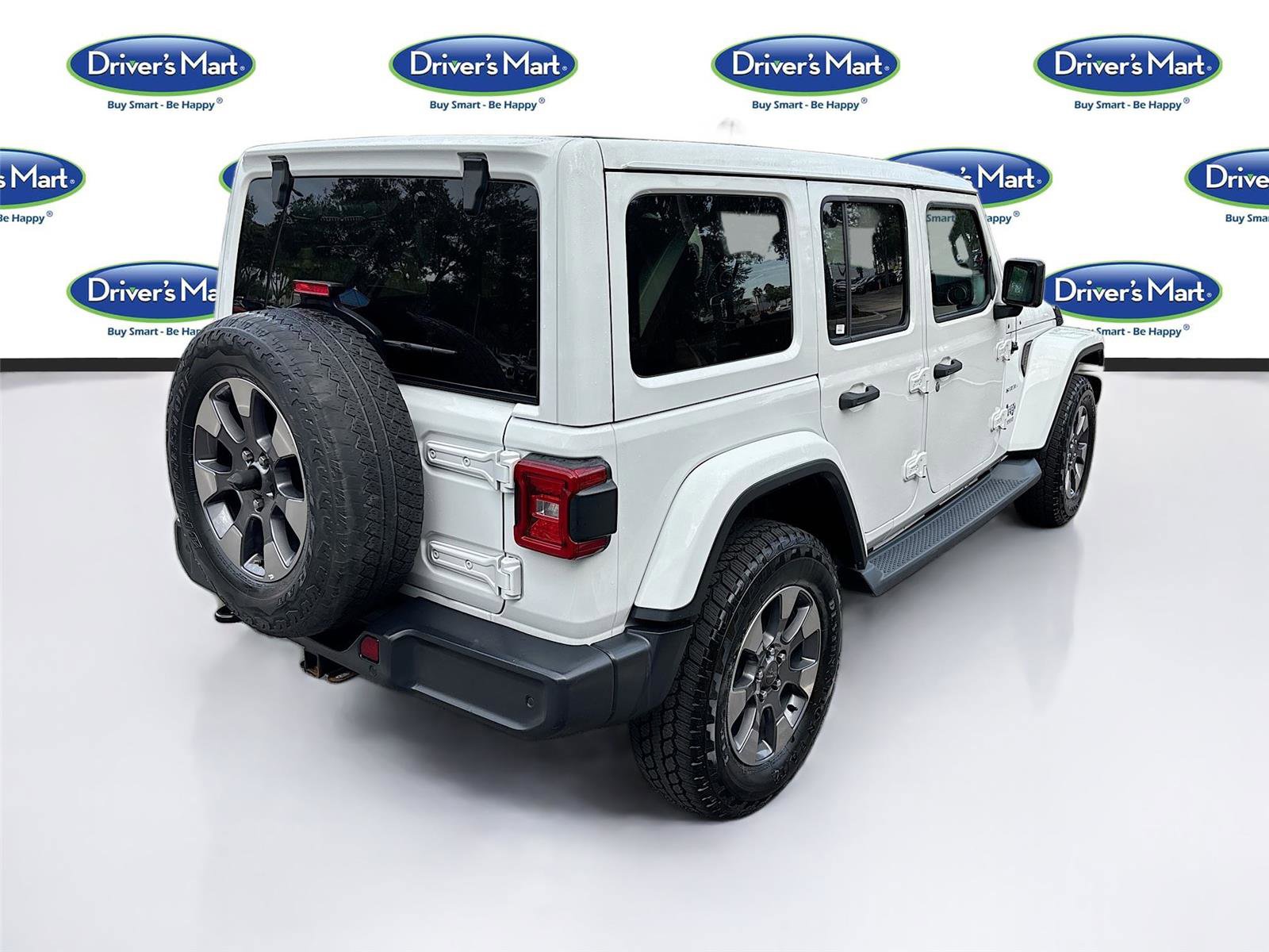 Used 2019 Jeep Wrangler Unlimited Sahara image 8