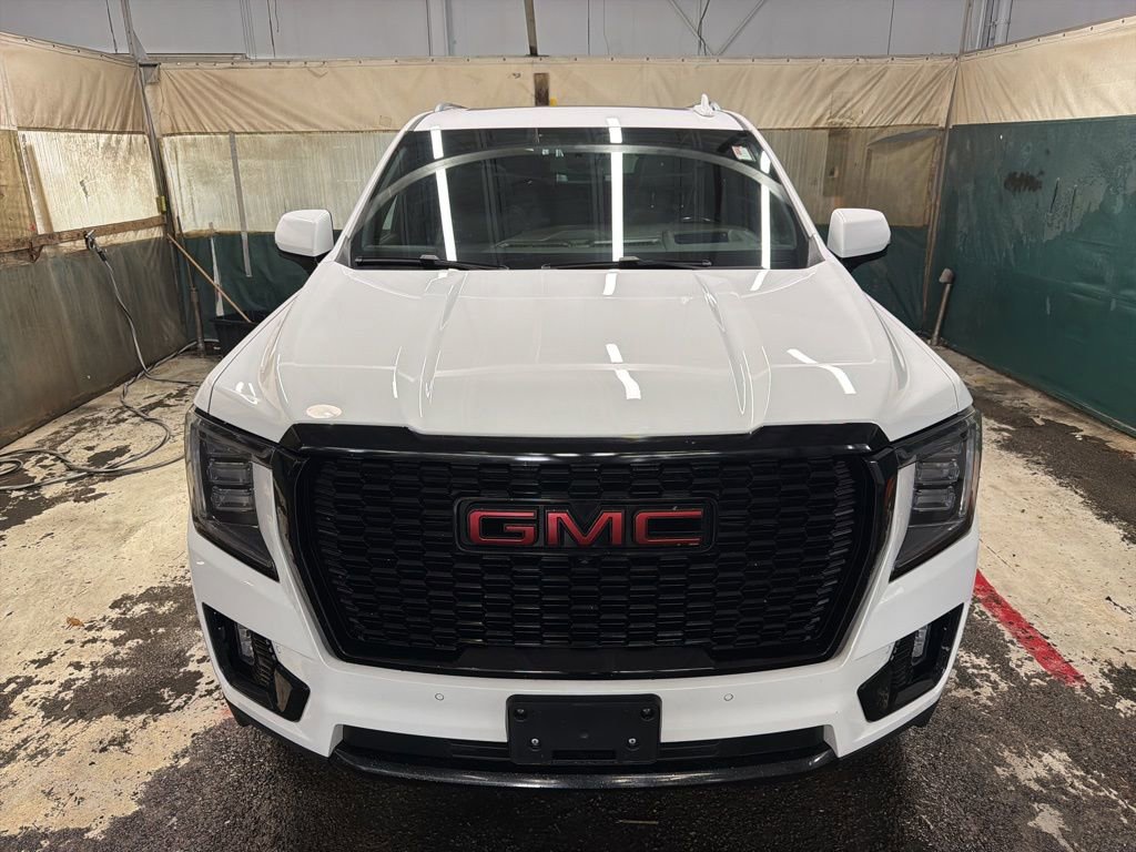 Used 2021 GMC Yukon Denali image 3