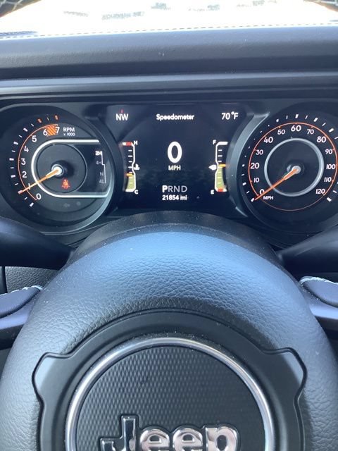 Certified 2025 Jeep Wrangler Unlimited Rubicon AWD/4WD image 11