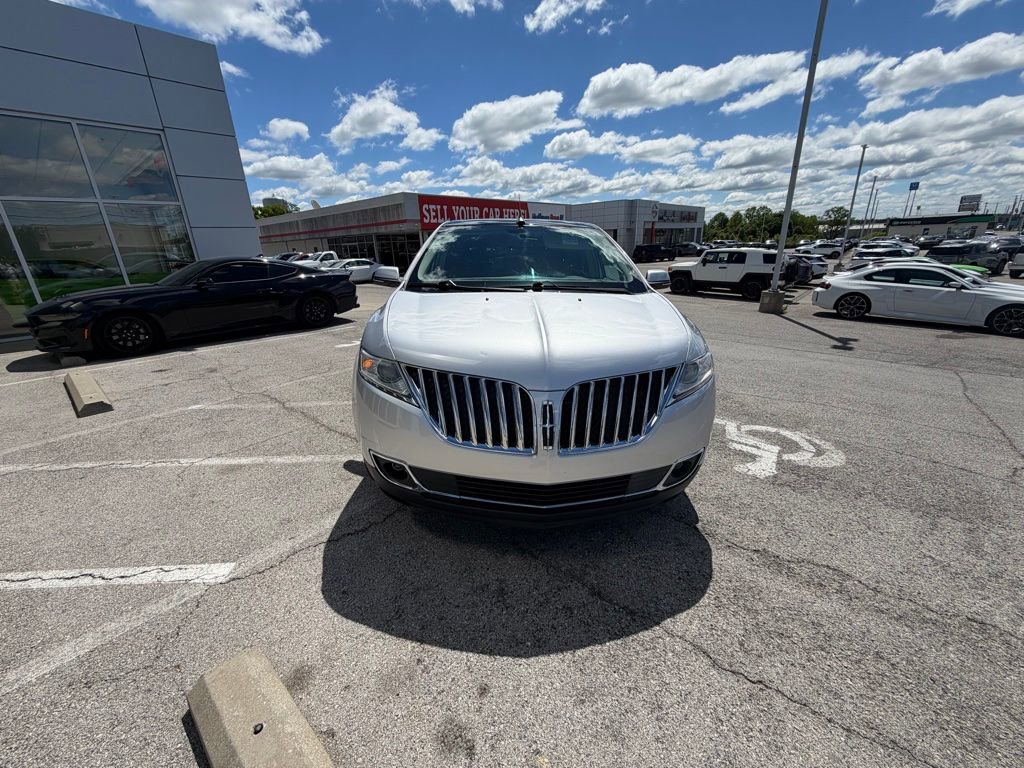 Used 2015 Lincoln MKX FWD w/ Equipment Group 102A image 9