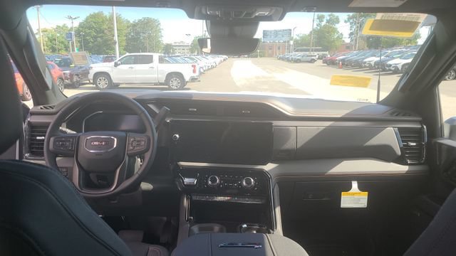 New 2026 GMC Sierra 2500 AT4 w/ AT4 Premium Plus Package AWD/4WD image 14