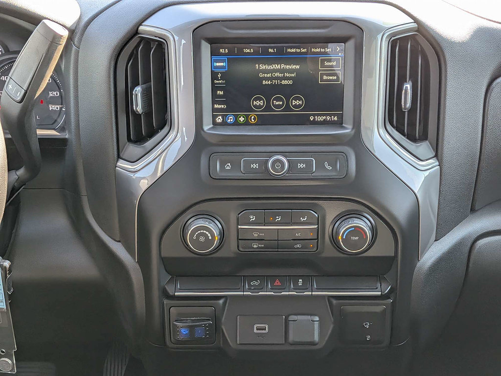 Used 2019 Chevrolet Silverado 1500 Custom w/ Custom Value Package AWD/4WD image 18