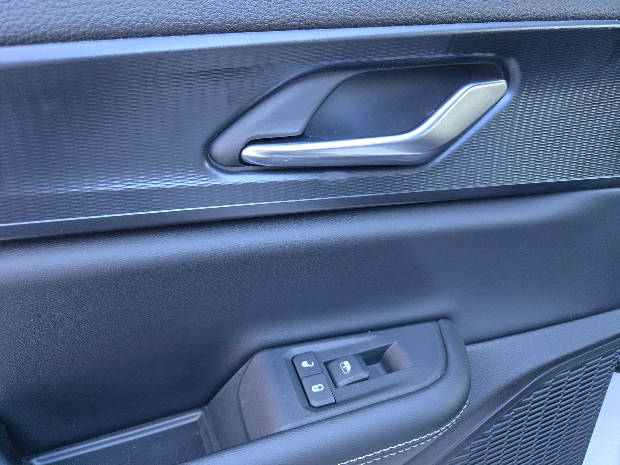 New 2025 Jeep Grand Cherokee Laredo image 25