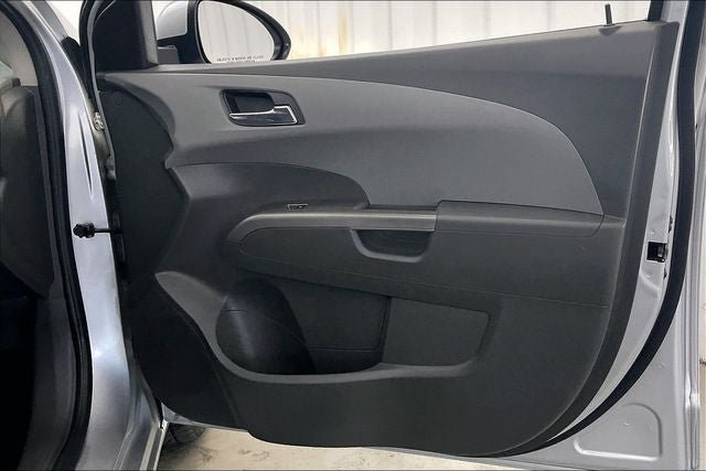 Used 2017 Chevrolet Sonic Premier FWD image 21