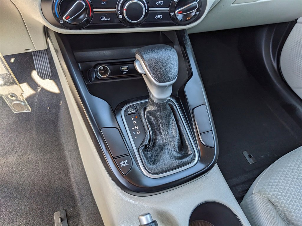 Certified 2025 Kia Soul LX image 25