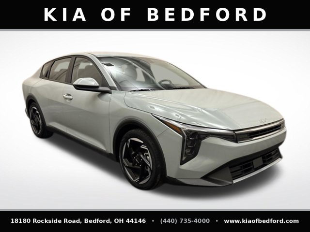 Certified 2025 Kia K4 EX FWD image 3