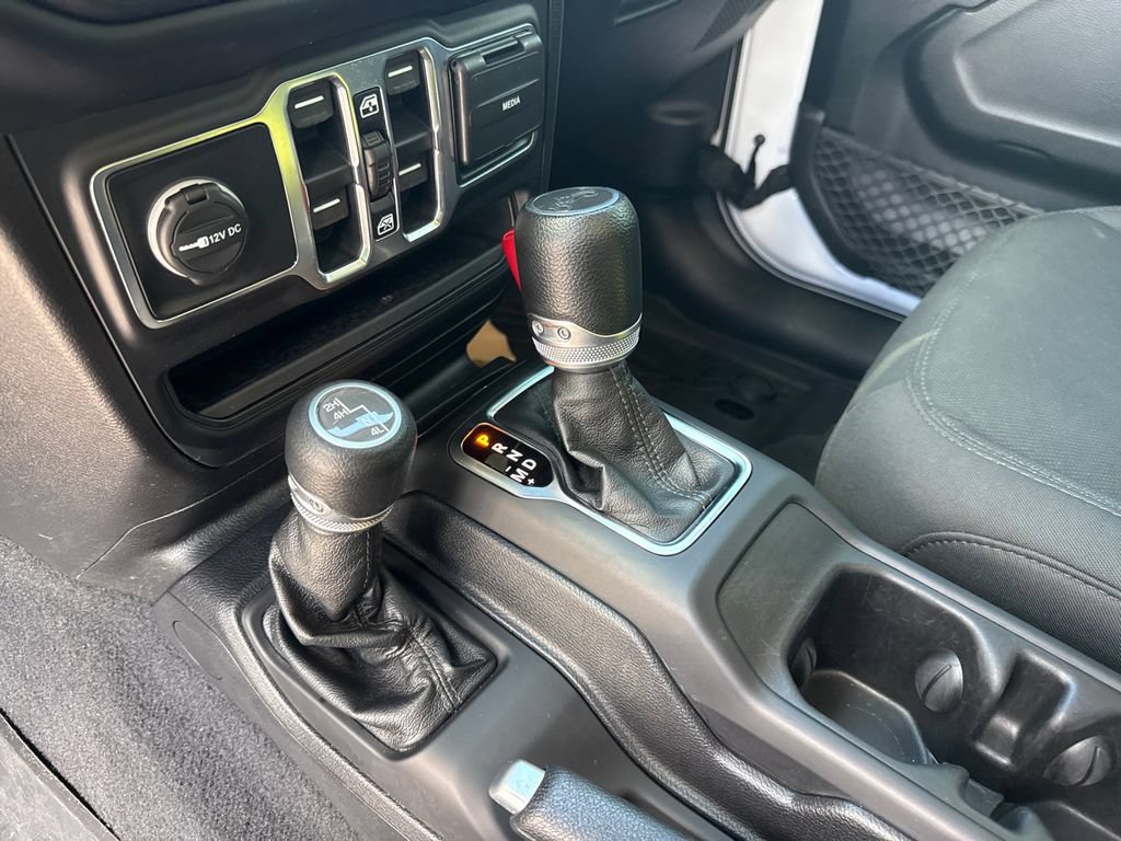 Used 2020 Jeep Wrangler Unlimited Sport S AWD/4WD image 29