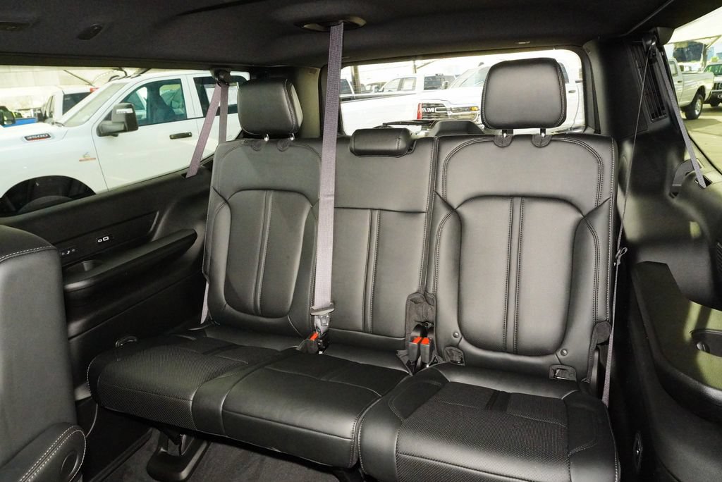 New 2026 Jeep Grand Wagoneer L Limited AWD/4WD image 12