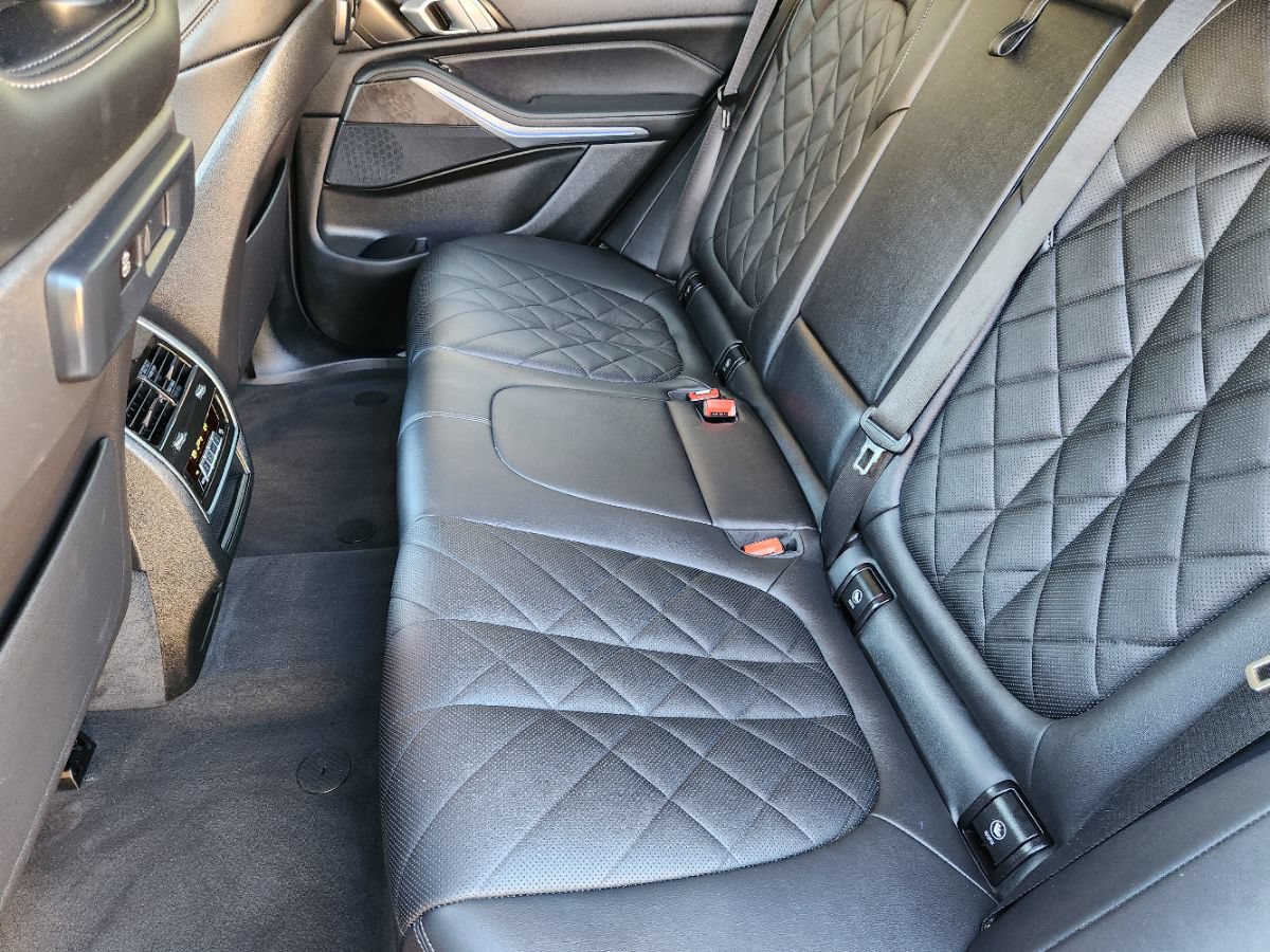 Used 2023 BMW X5 sDrive40i w/ Premium Package RWD image 52