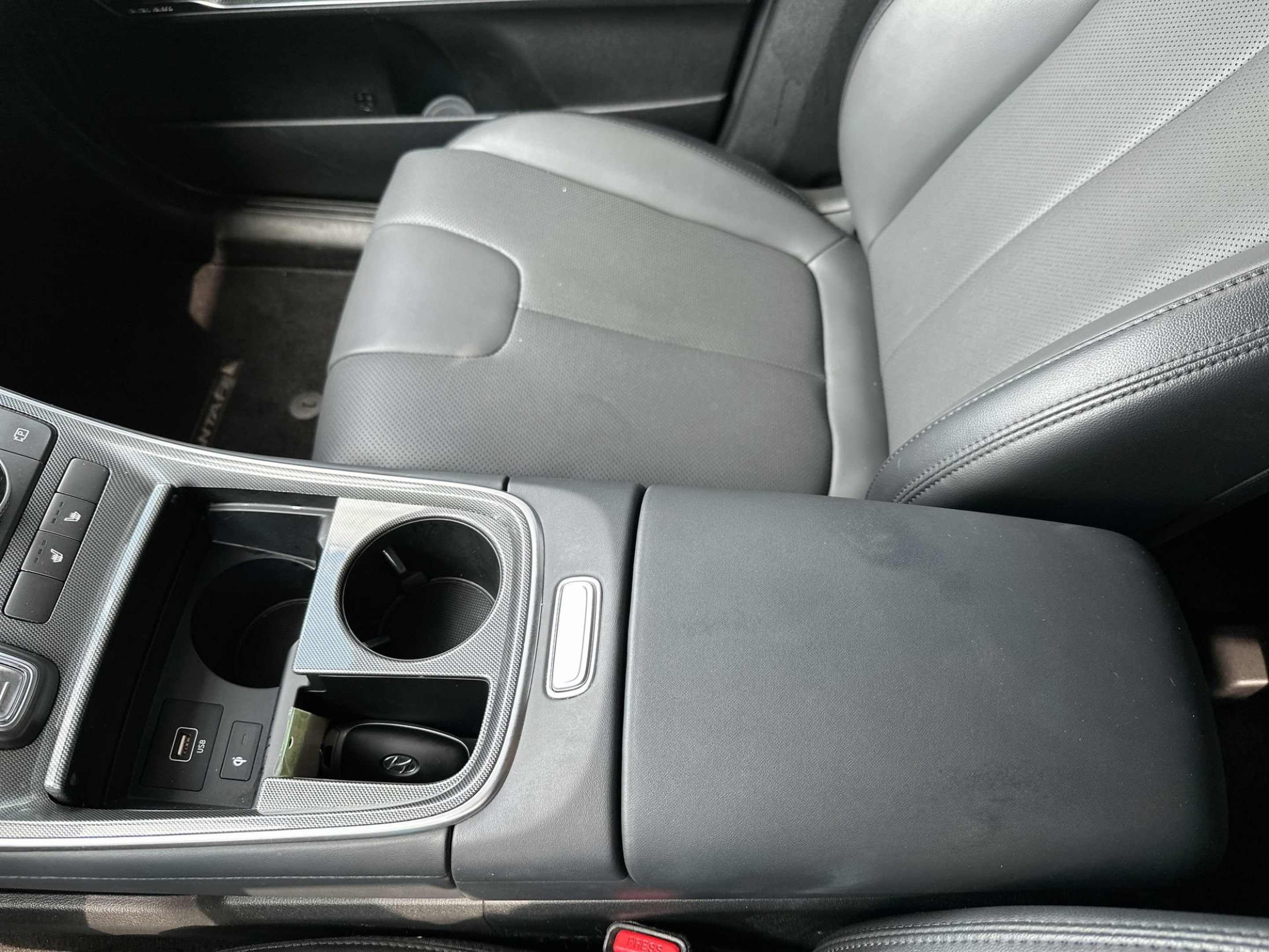 Used 2023 Hyundai Santa Fe SEL w/ Premium Package FWD image 22