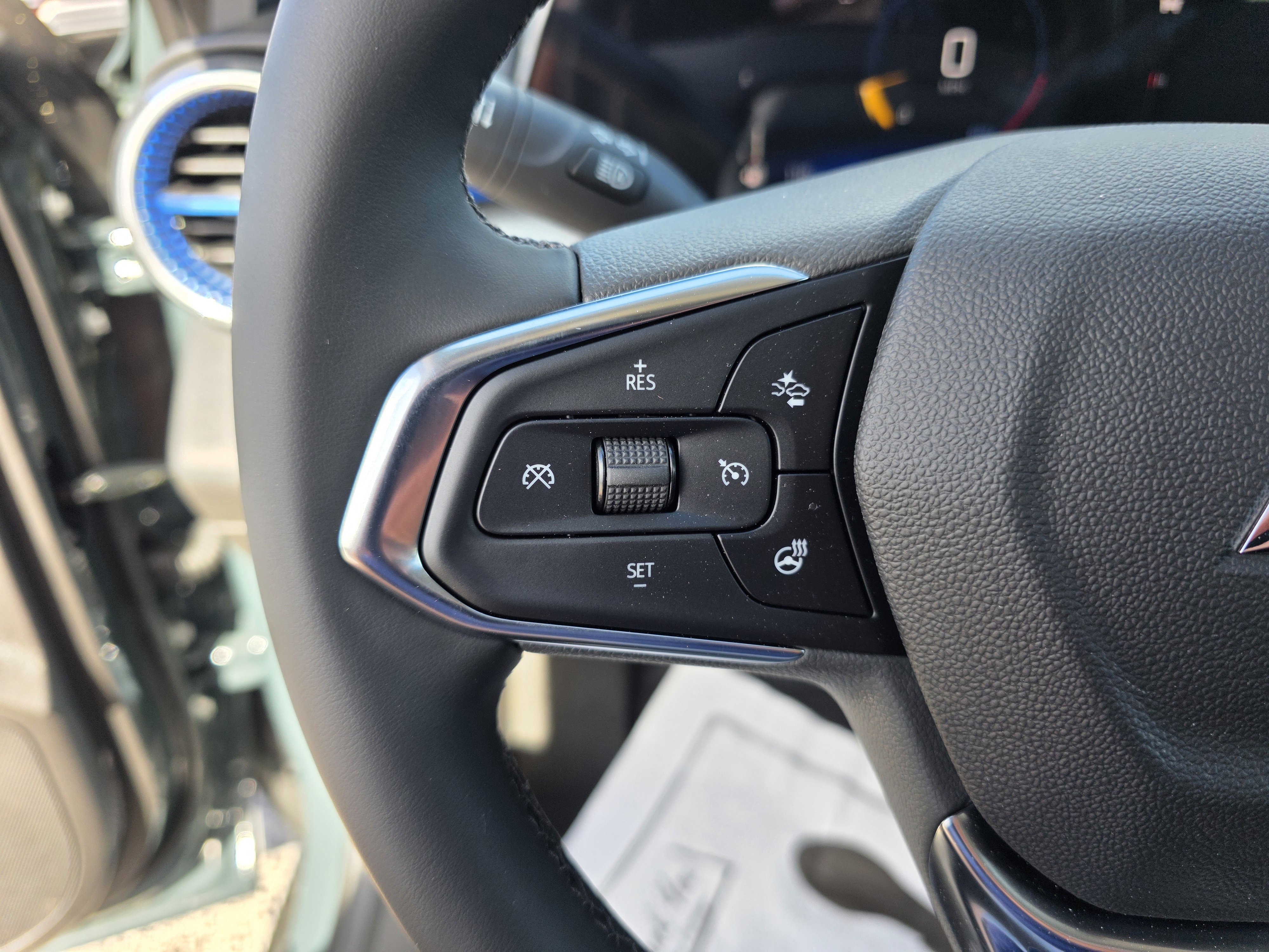 New 2026 Chevrolet Trax LT w/ Driver Confidence Package image 32