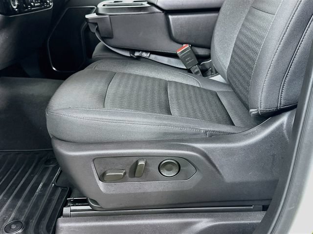 Used 2024 Chevrolet Silverado 1500 LT AWD/4WD image 19