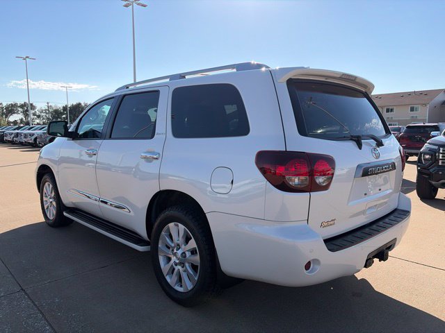 Used 2021 Toyota Sequoia Platinum AWD/4WD image 5