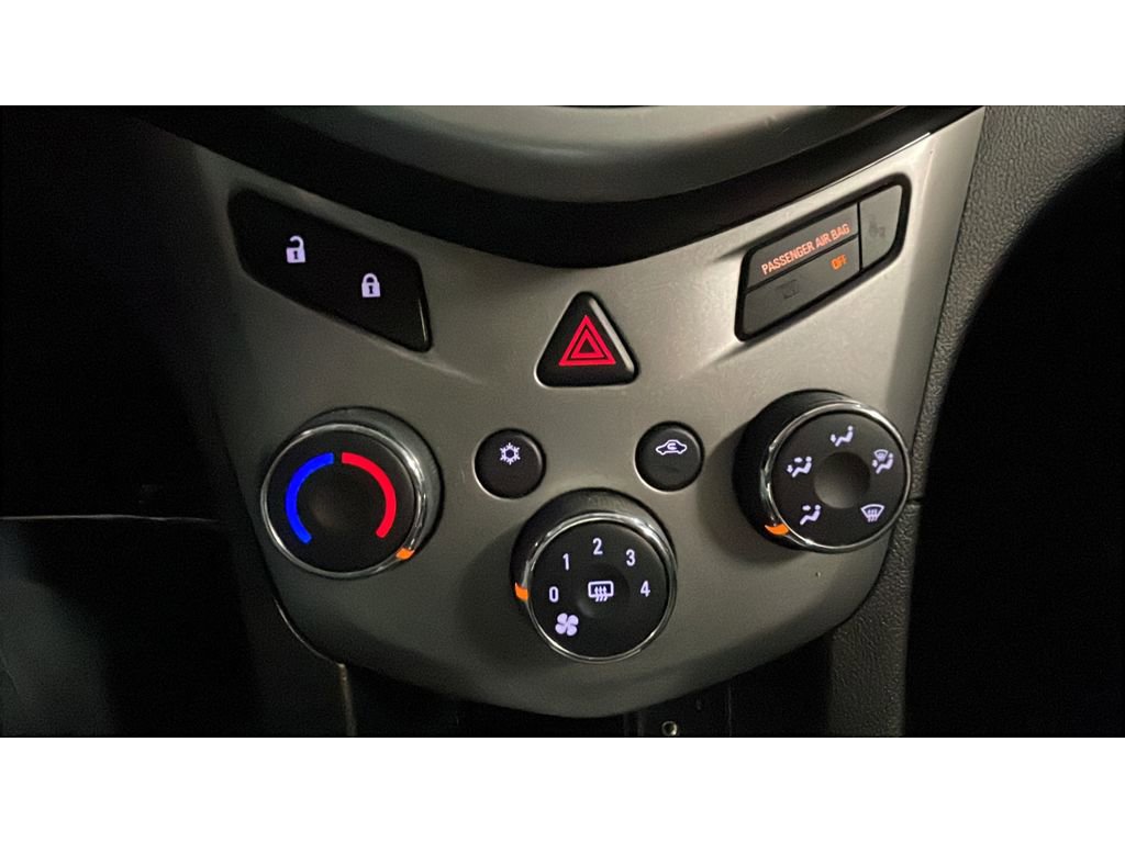 Used 2019 Chevrolet Sonic LT FWD image 13