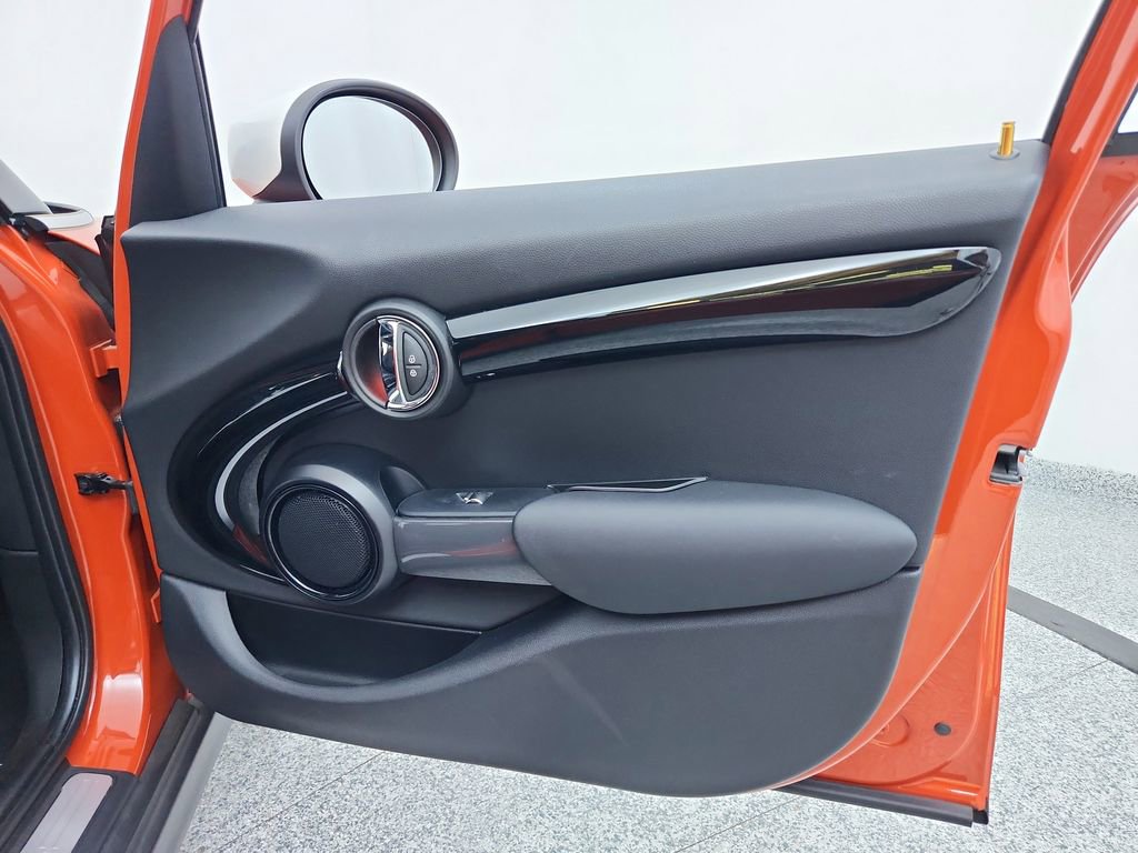 Used 2021 MINI Cooper S w/ Driver Assistance Package image 22