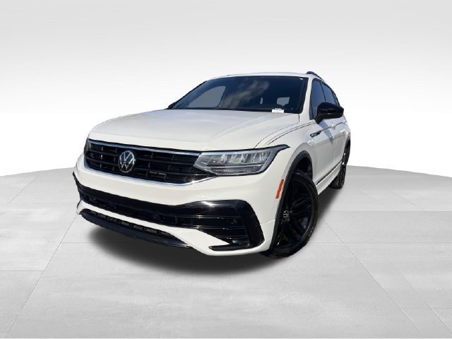 Used 2022 Volkswagen Tiguan SE R-Line FWD image 9