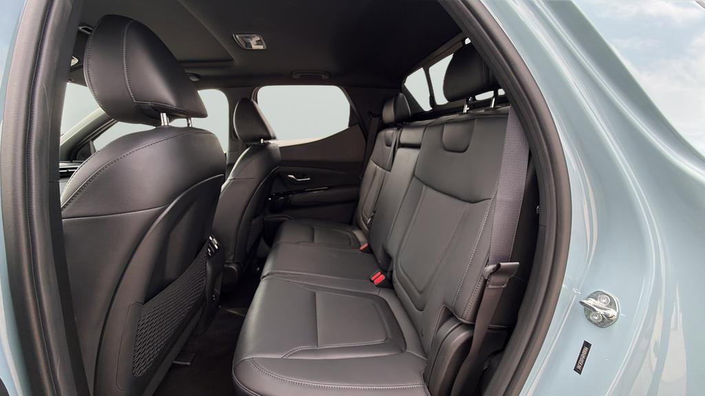 Used 2024 Hyundai Santa Cruz Limited image 25