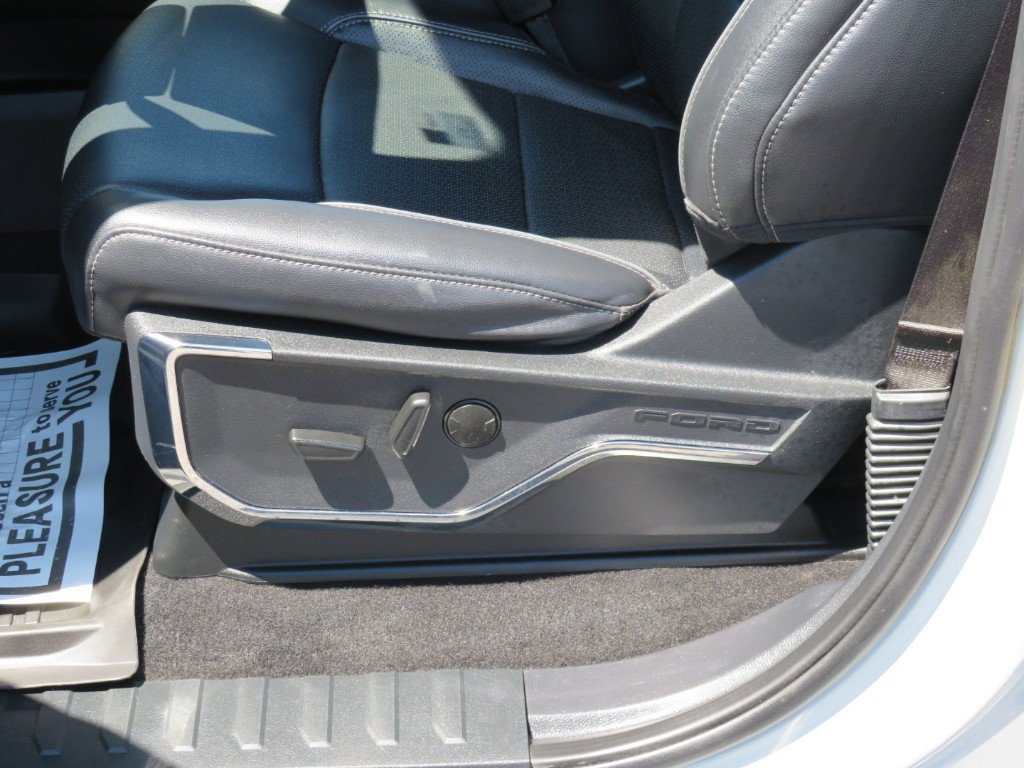 Used 2024 Ford F150 Lariat AWD/4WD image 11