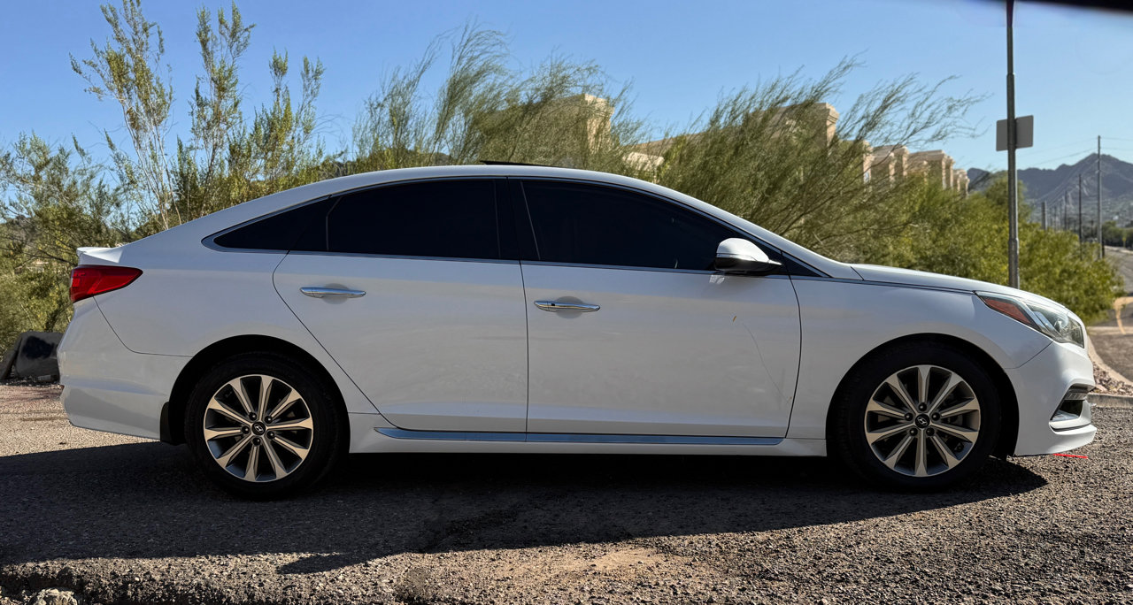 Used 2016 Hyundai Sonata Limited w/ Option Group 04 image 8