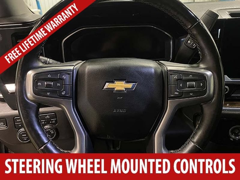 Used 2024 Chevrolet Silverado 1500 LT w/ Z71 Off-Road Package AWD/4WD image 11