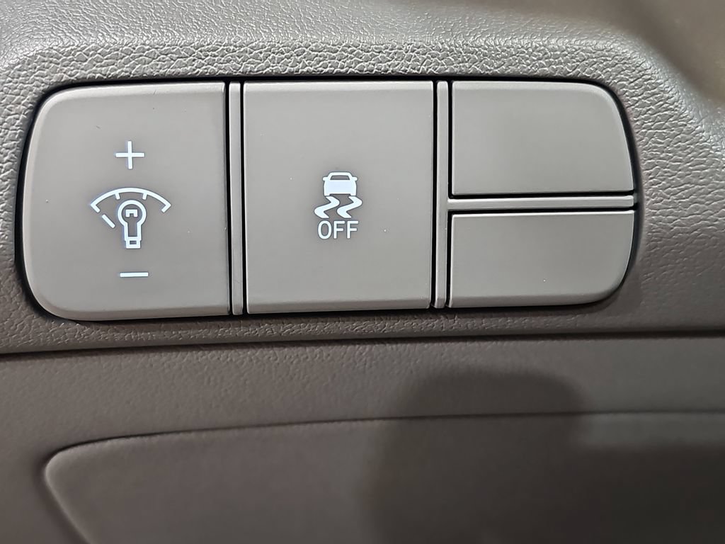 New 2026 Hyundai Elantra SEL Sport Premium FWD image 26