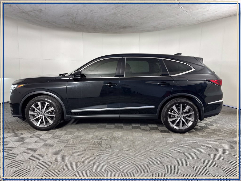 Used 2025 Acura MDX w/ Technology Package FWD image 8