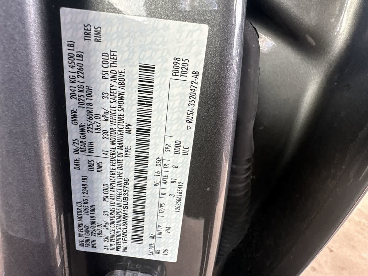 Used 2025 Ford Escape ST-Line AWD/4WD image 29