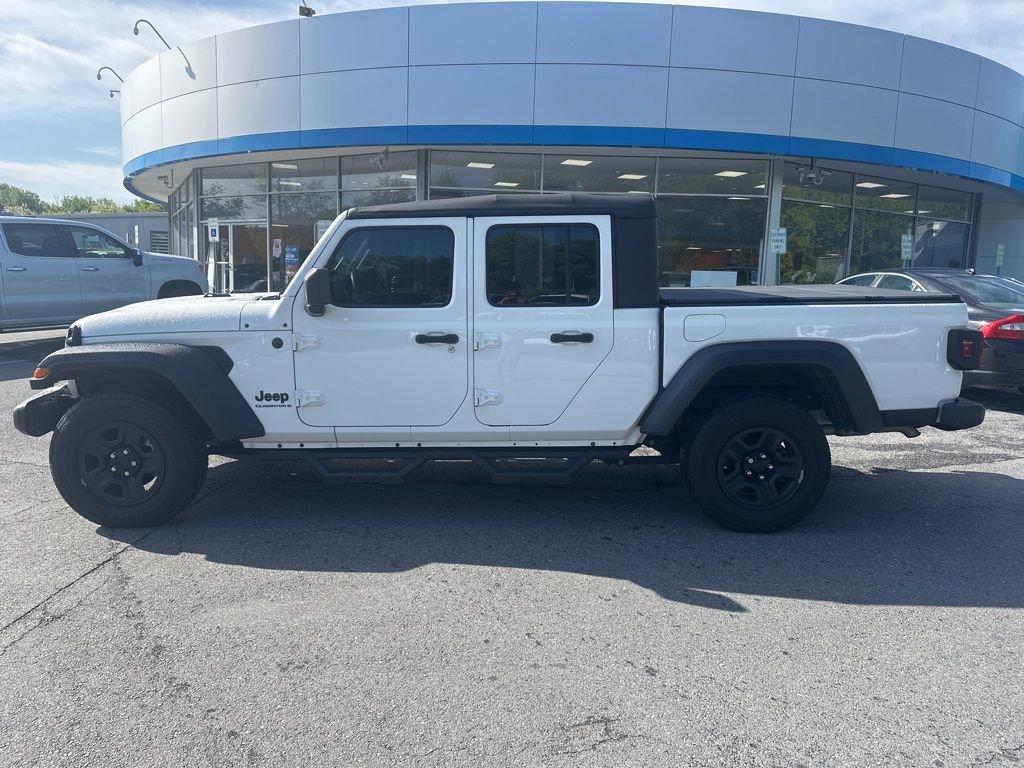 Used 2023 Jeep Gladiator Sport AWD/4WD image 8