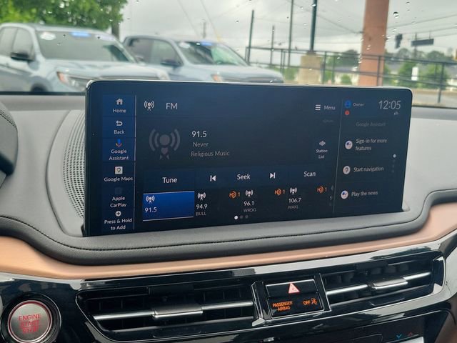 Used 2025 Acura MDX FWD w/ Technology Package image 21