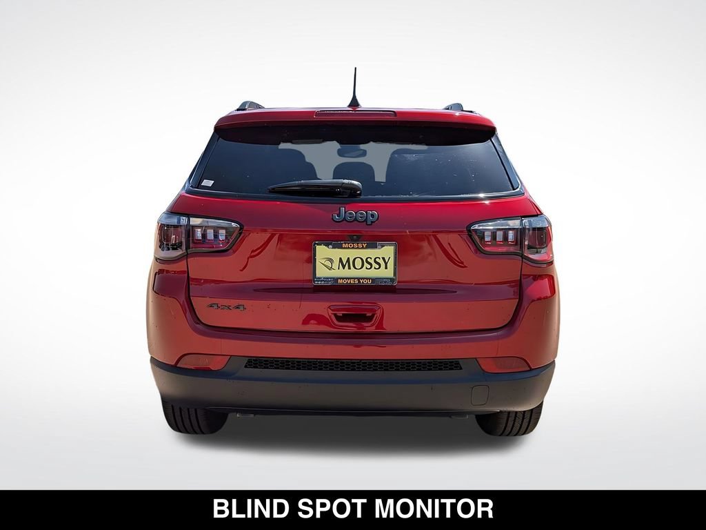 New 2026 Jeep Compass Latitude AWD/4WD image 5
