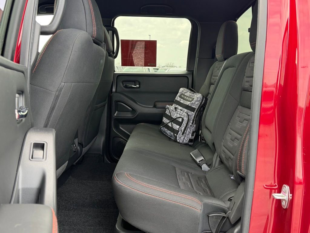 Used 2023 Nissan Frontier PRO-4X w/ Pro Convenience Package image 15