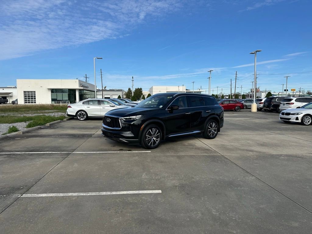 Used 2024 INFINITI QX60 Sensory w/ Vision Package image 1