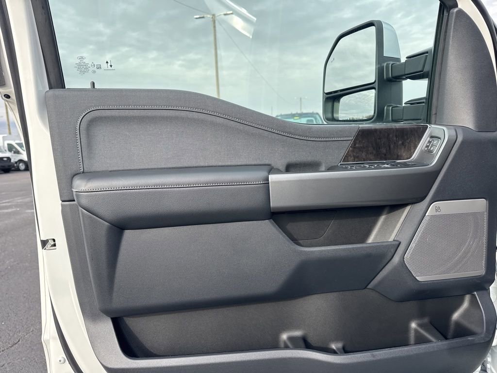 New 2026 Ford F350 Lariat w/ Lariat Ultimate Package image 30