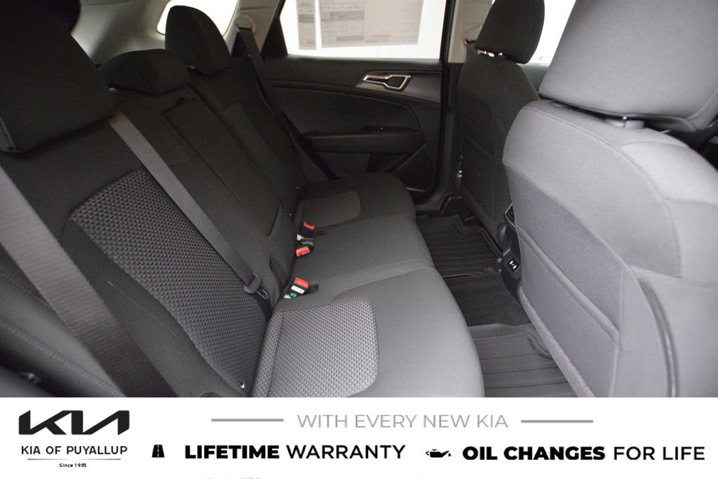 New 2026 Kia Sportage LX image 14