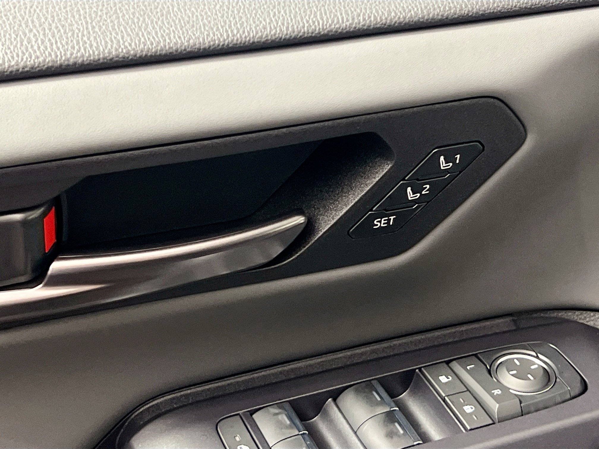 New 2026 Toyota RAV4 XSE AWD/4WD image 16