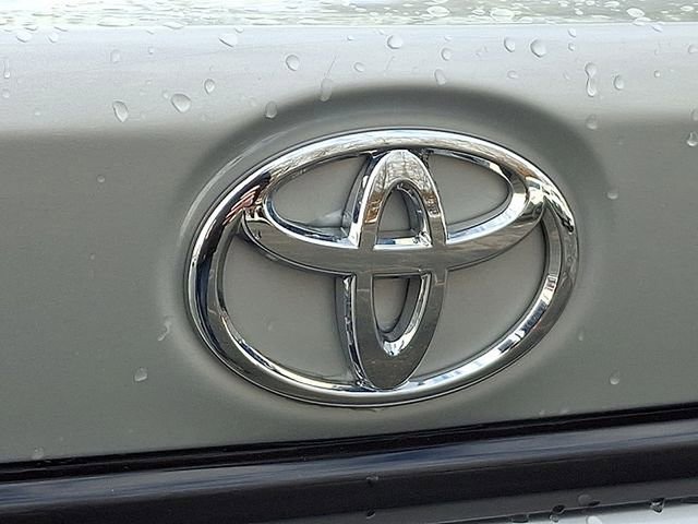 Used 2023 Toyota Corolla LE FWD image 30