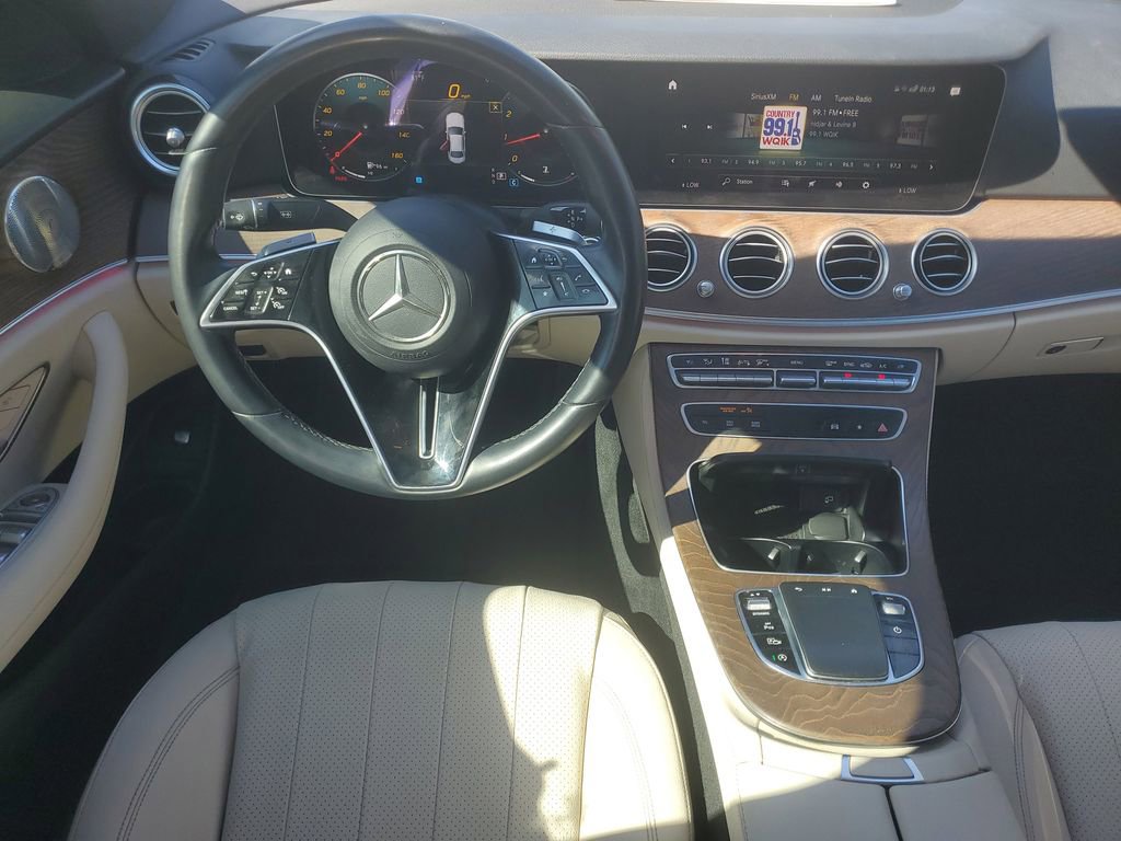 Used 2022 Mercedes-Benz E 350 Sedan w/ AMG Line Exterior image 15