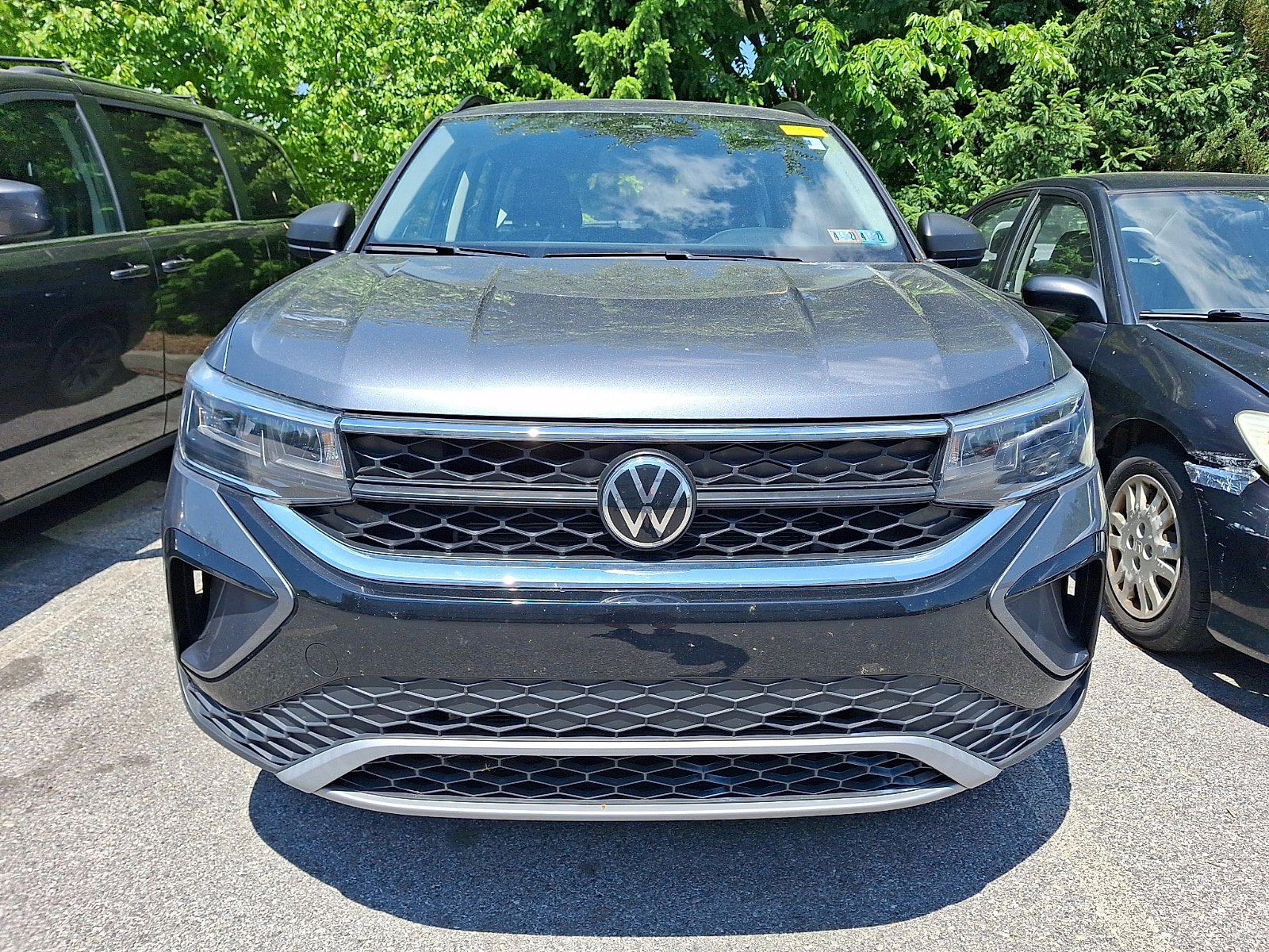 Used 2022 Volkswagen Taos S w/ IQ Drive S Package AWD/4WD image 2