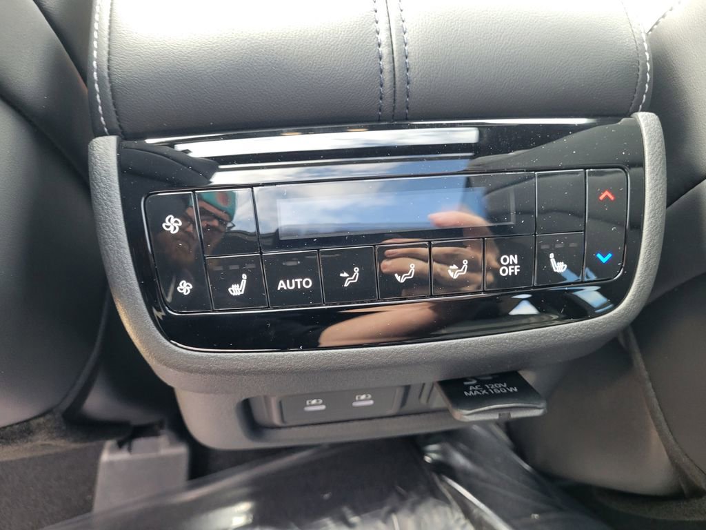 New 2026 INFINITI QX60 Autograph w/ Dark Cargo Package image 39