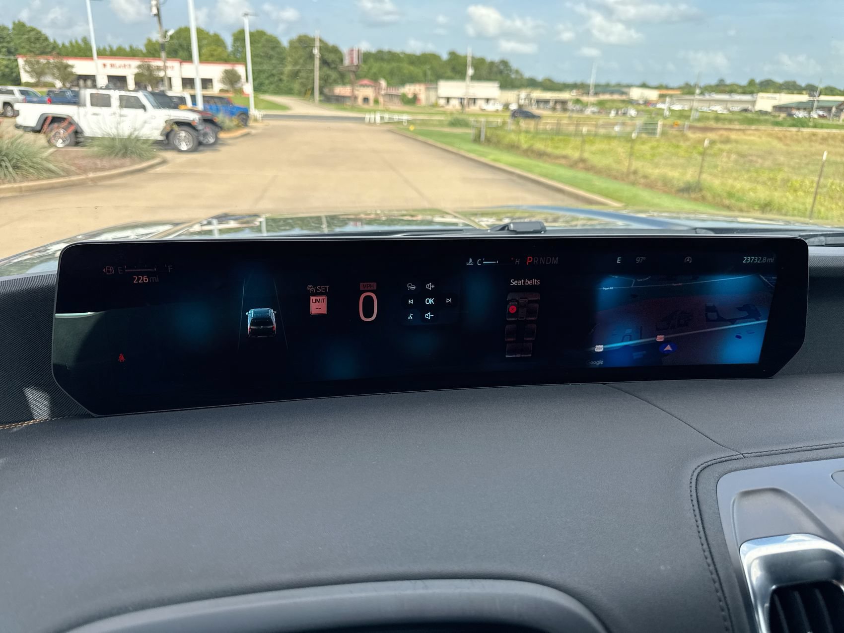 Used 2025 Ford Expedition Tremor AWD/4WD image 15