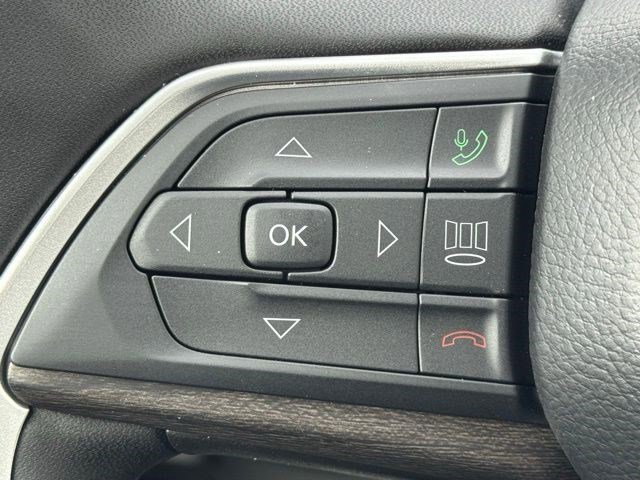 New 2026 Jeep Grand Cherokee Altitude AWD/4WD image 15