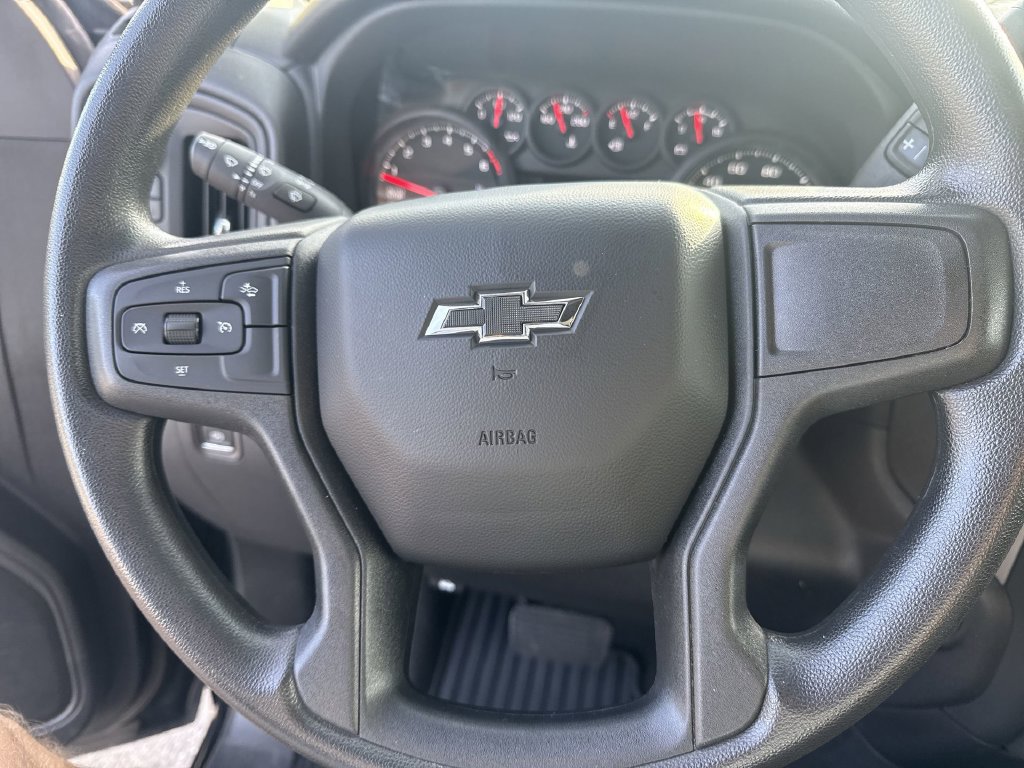 Used 2024 Chevrolet Silverado 1500 Custom Trail Boss AWD/4WD image 15