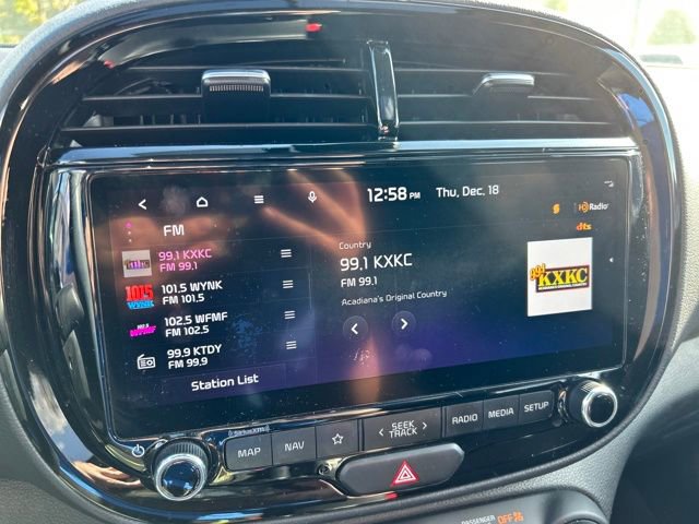 Used 2023 Kia Soul EX image 27