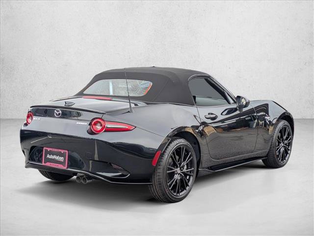 New 2026 MAZDA MX-5 Miata Club w/ Appearance Package RWD image 2