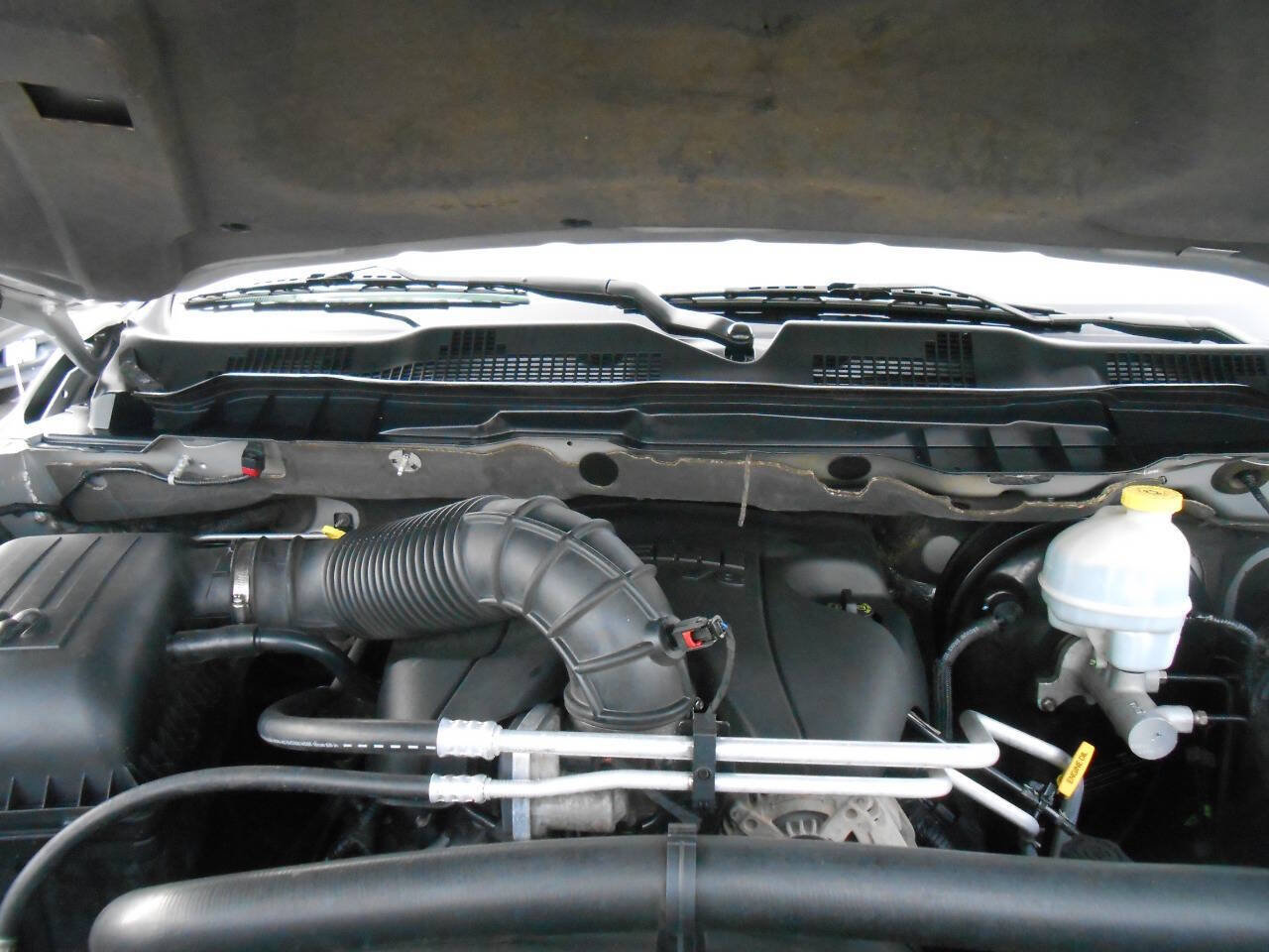 Used 2012 RAM 1500 ST w/ SXT Appearance Group AWD/4WD image 18