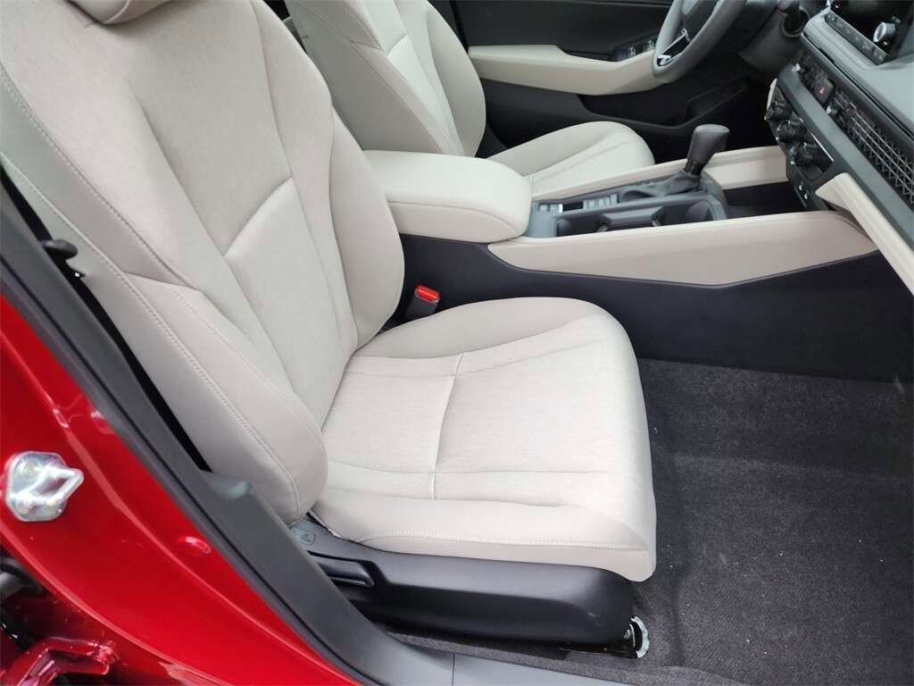 Used 2024 Honda Accord EX image 17