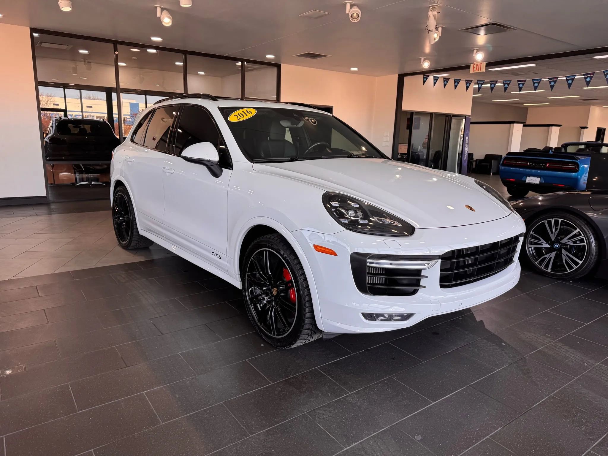 Used 2016 Porsche Cayenne GTS image 7