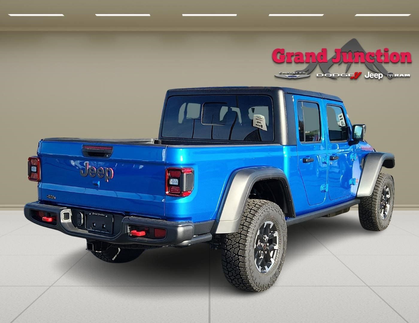 New 2026 Jeep Gladiator Rubicon AWD/4WD image 5