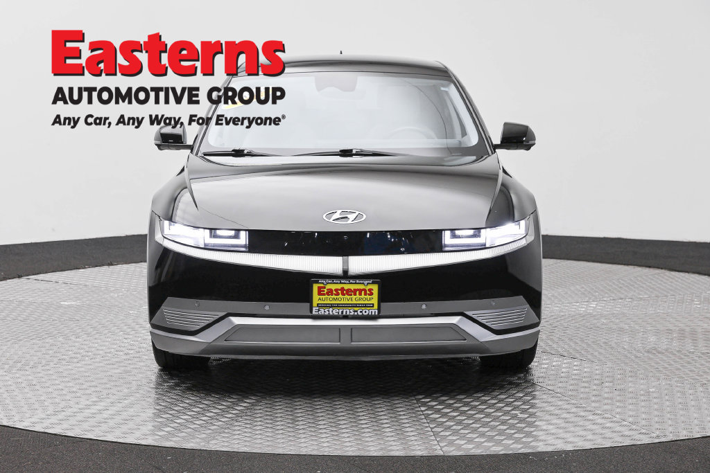Used 2023 Hyundai Ioniq 5 Limited AWD/4WD image 4