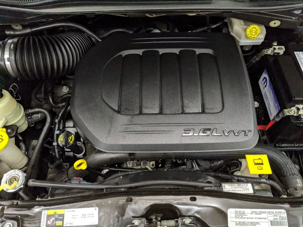 Used 2019 Dodge Grand Caravan SXT FWD image 23